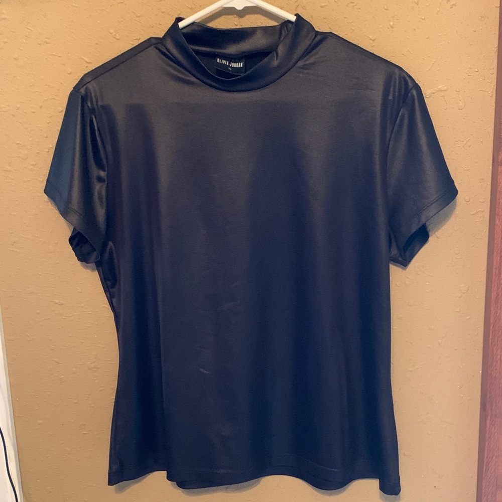 Women’s faux leather shirt